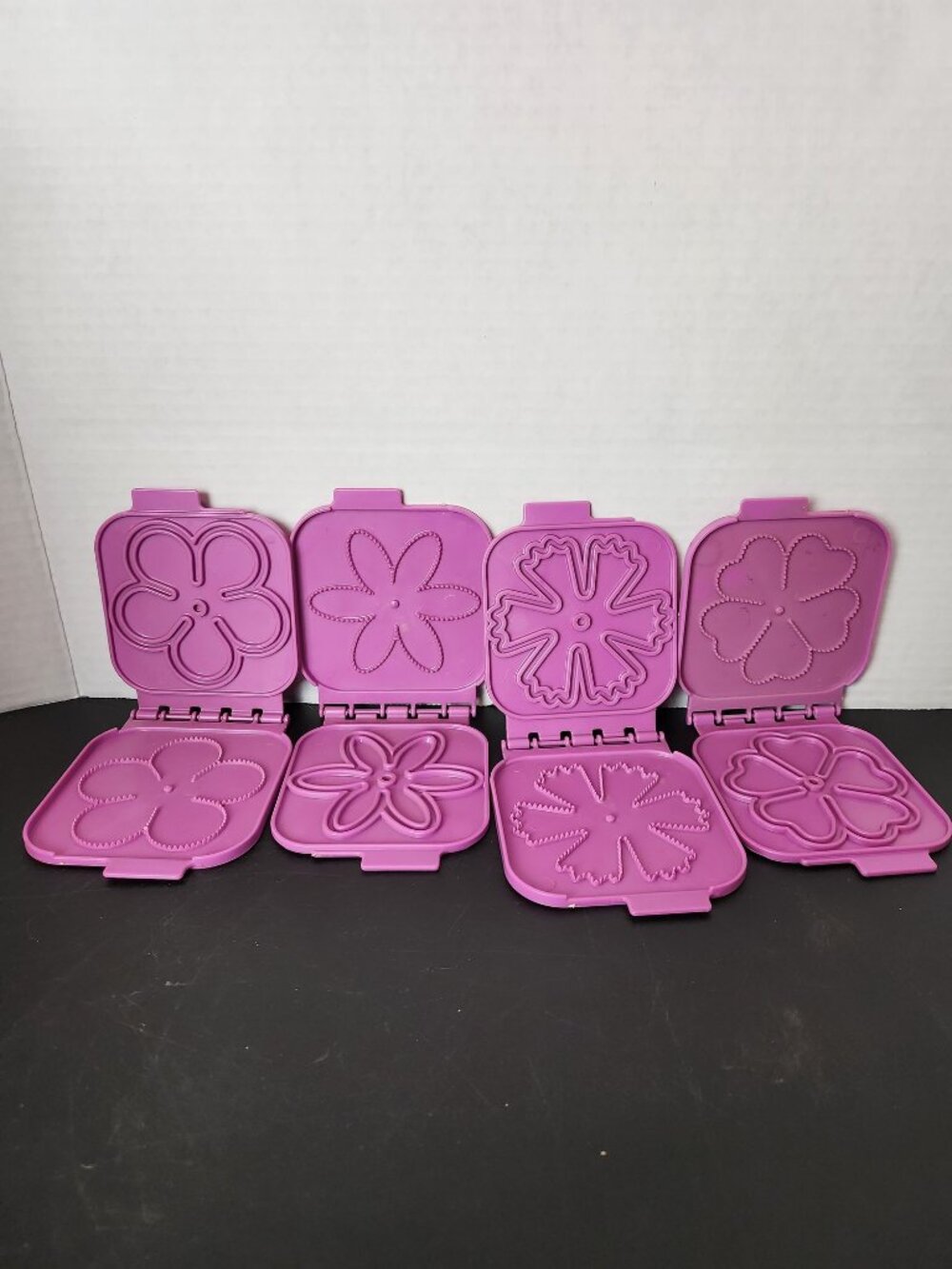 Vintage 1991 Hasbro Fantastic Flowers Design Plates Lot of 4 Replacement Parts